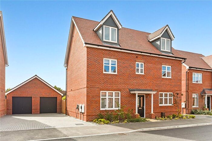 5 Bedroom Detached House For Sale In Chalk Stream Lane, West Broyle, Chichester, West Sussex, PO19