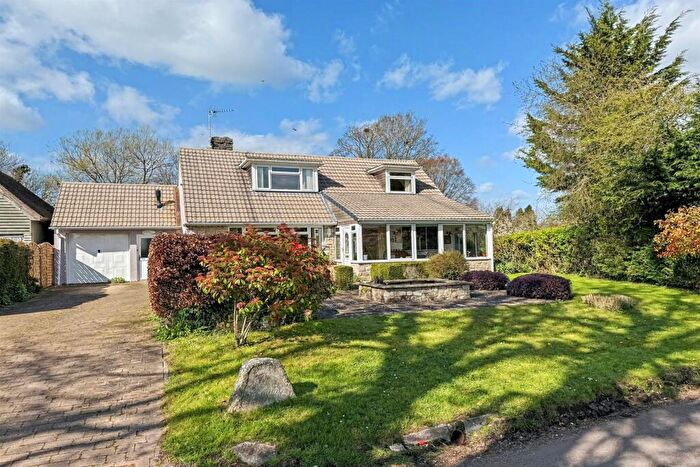 3 Bedroom Detached House For Sale In Tarrant Monkton, DT11