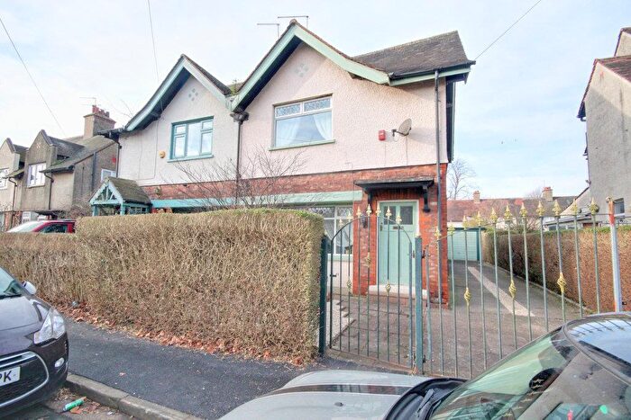 3 Bedroom House To Rent In Lilac Avenue, Garden Village, HU8