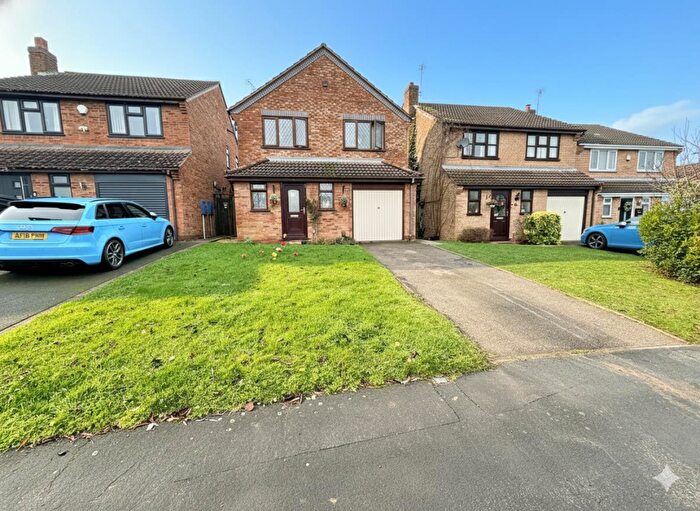 3 Bedroom Detached House For Sale In Wentworth Drive, Whitestone, CV11