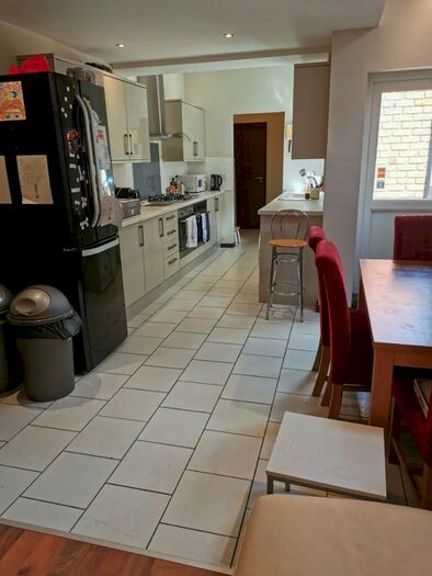 7 Bedroom Terraced House To Rent In Heeley Road, Birmingham, B29