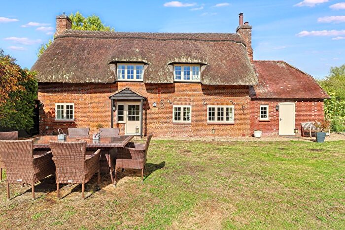 4 Bedroom Detached House For Sale In Chapel Lane, Charlton All Saints, Salisbury, SP5