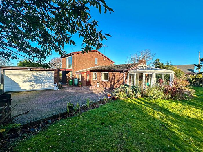 4 Bedroom Property For Sale In Moreton Road, Wirral, CH49