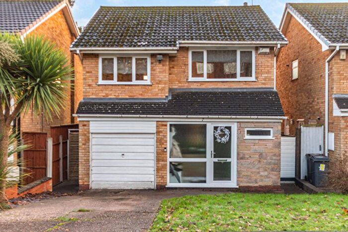 3 Bedroom Detached House For Sale In South Road, Northfield, Birmingham, West Midlands, B31