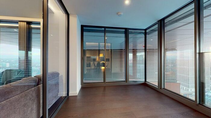 3 Bedroom Flat To Rent In Bondway, London, SW8