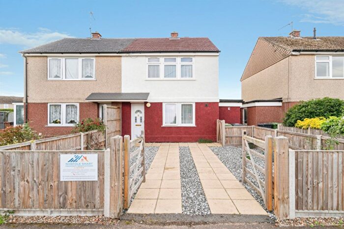 2 Bedroom Semi-Detached House For Sale In Elizabeth Crescent, Holt, NR25