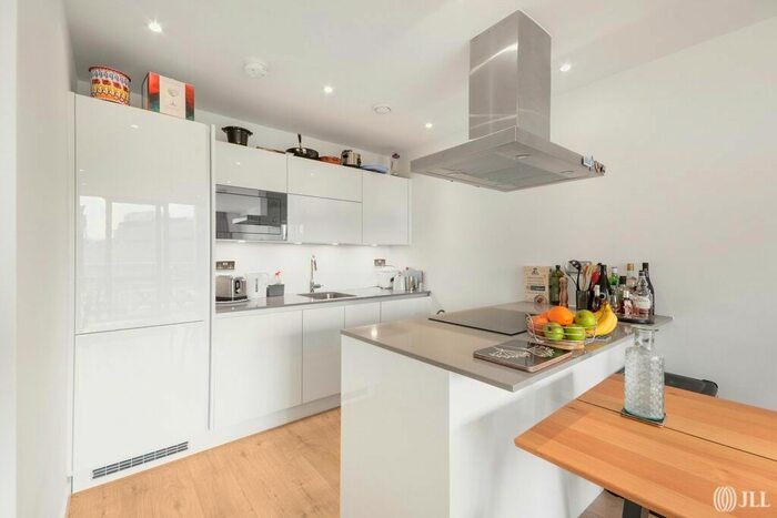 1 Bedroom Flat To Rent In Forrester Way, London, E15