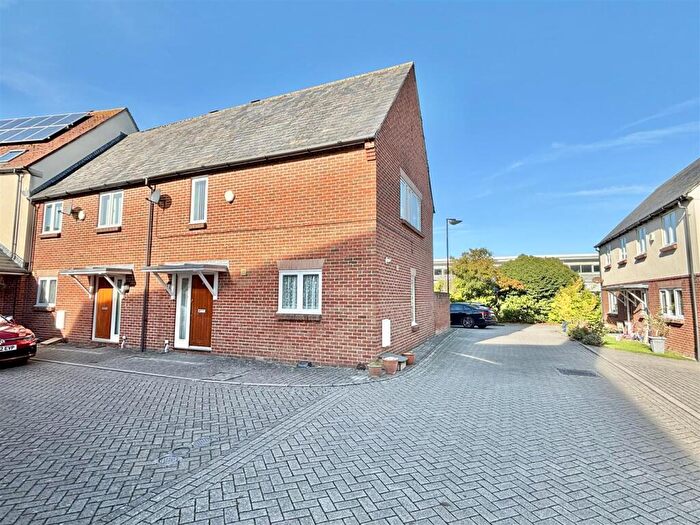 3 Bedroom Semi-Detached House For Sale In Old Rectory Mews, Poole, BH15