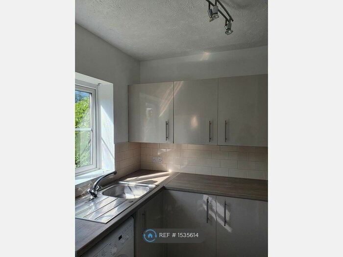 1 Bedroom Maisonette To Rent In St. Leonards Court, Sandridge, St. Albans, AL4