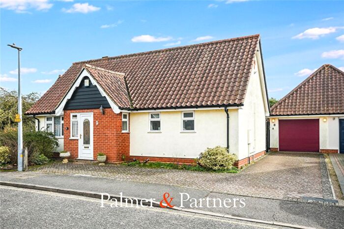 3 Bedroom Bungalow For Sale In Trews Gardens, Kelvedon, Colchester, Essex, CO5