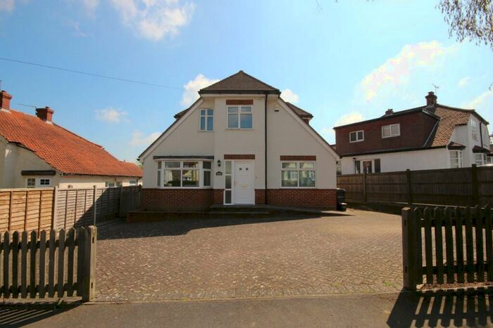 3 Bedroom Detached House To Rent In Palmar Road, Allington, Kent, ME16