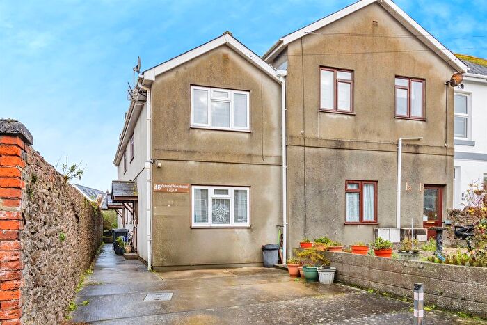 1 Bedroom Mews For Sale In Victoria Park Road, Torquay, TQ1