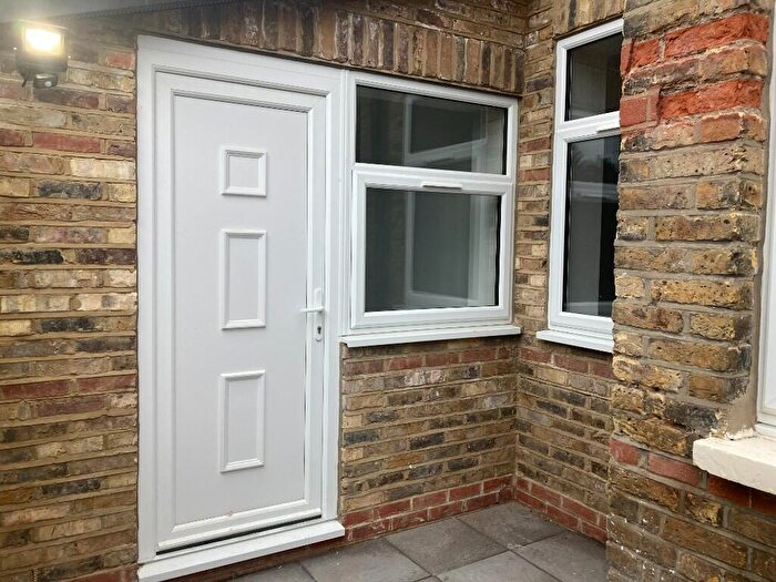 2 Bedroom Flat To Rent In Eldon Road, London, N22