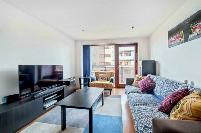 2 Bedroom Apartment To Rent In Findlay House, Trevithick Way, London, E3