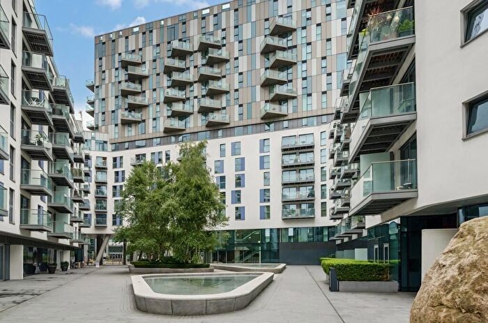 1 Bedroom Flat For Sale In Saffron Central Square, Croydon, CR0