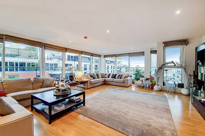 3 Bedroom Flat To Rent In The Boulevard, London, SW6