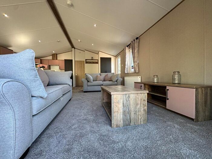 2 Bedroom Lodge For Sale In Two Bed Willerby Horsham, Pevensey Bay Holiday Park, Pevensey Bay, Eastbourne, East Sussex, BN24