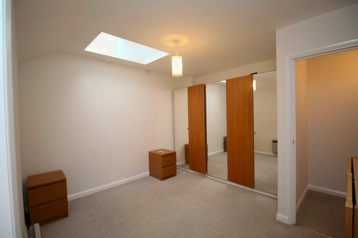 2 Bedroom Apartment To Rent In Norfolk Road Maidenhead Berkshire, SL6
