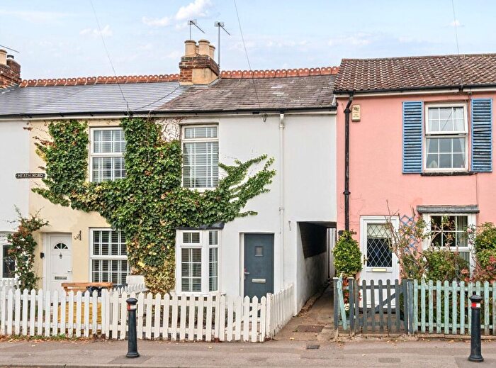 2 Bedroom Terraced House For Sale In Heath Road, Weybridge, KT13