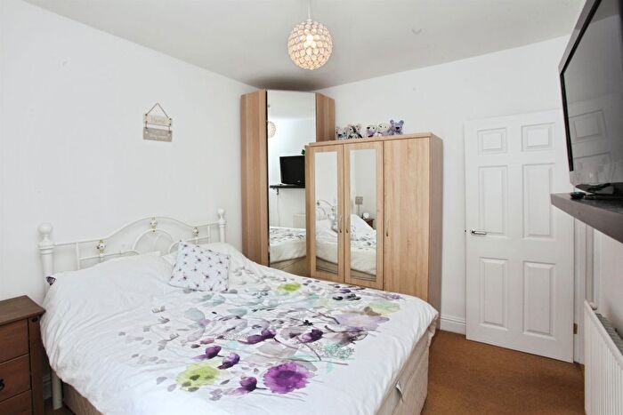 3 Bedroom Terraced House For Sale In Richard Street, Pontypridd, CF37