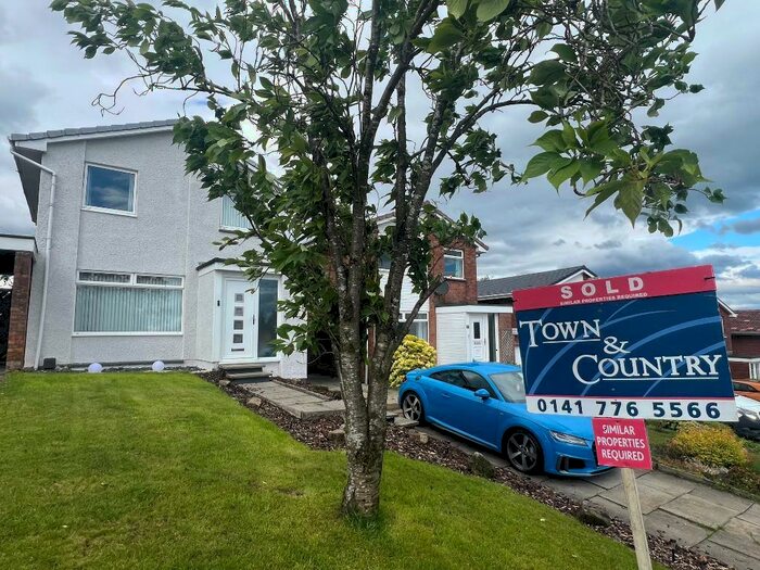 3 Bedroom Detached Villa For Sale In Peathill Avenue, Chryston, Glasgow, G69