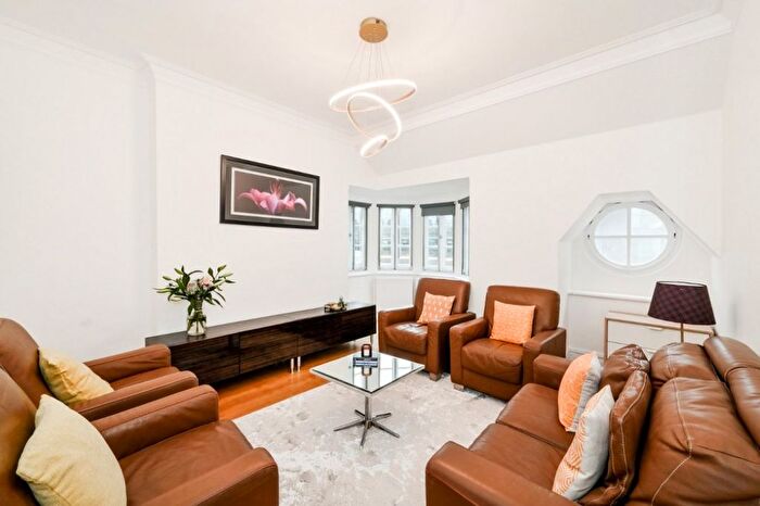 5 Bedroom Flat To Rent In Earsby Street, London, W14