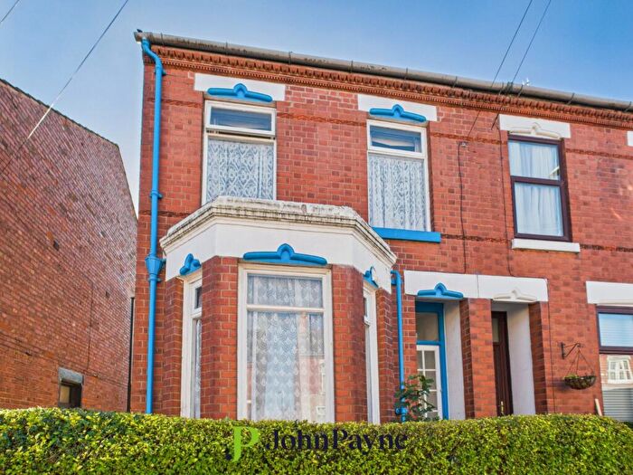 2 Bedroom End Of Terrace House For Sale In Broomfield Road, Earlsdon, Coventry, CV5