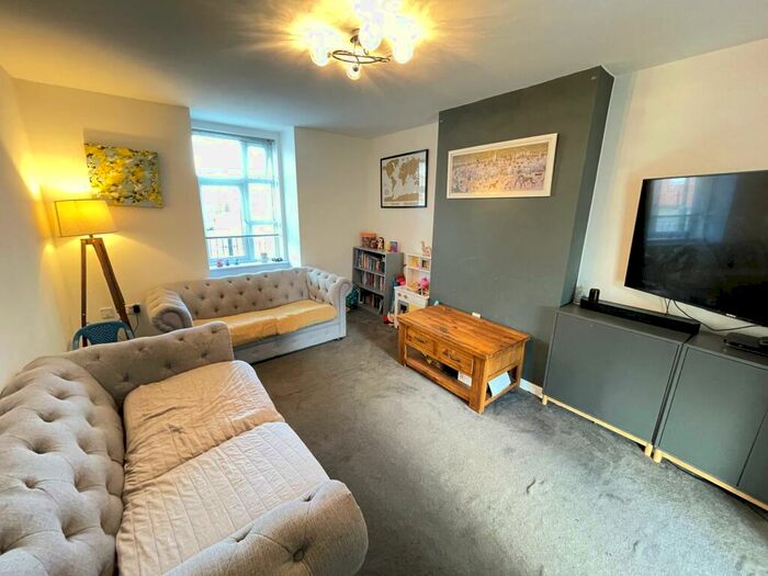 3 Bedroom Detached House For Sale In Rowan Drive, Cleadon Vale, South