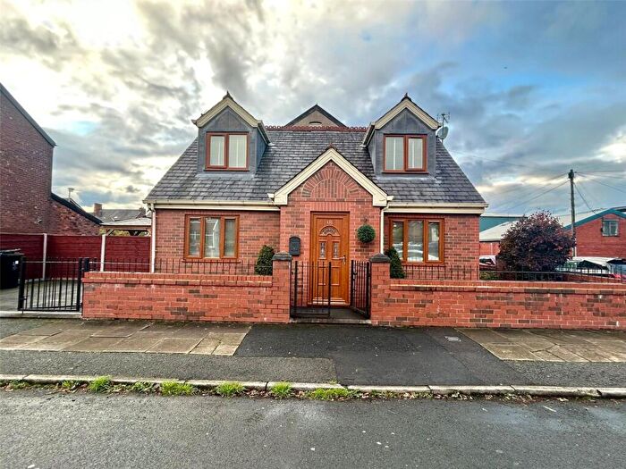 3 Bedroom Detached House For Sale In Elgin Street, Ashton-under-Lyne, Greater Manchester, OL7