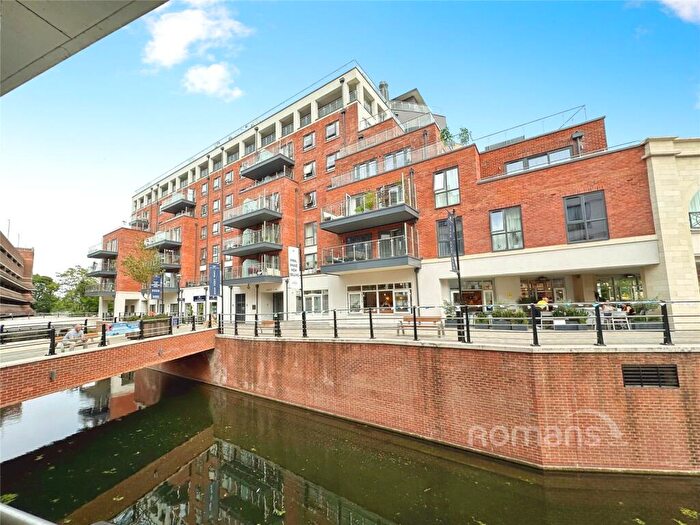 1 Bedroom Apartment For Sale In Canal Side, Maidenhead, Berkshire, SL6