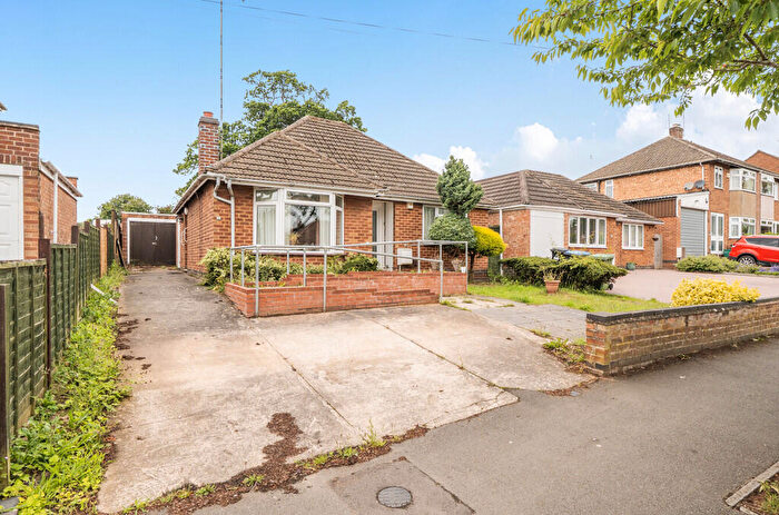 2 Bedroom Detached Bungalow For Sale In Fleet Crescent, Hillmorton, Rugby, CV21