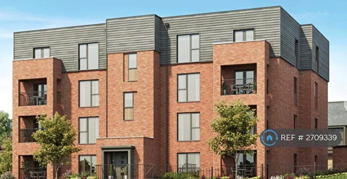 2 Bedroom Flat To Rent In Mountain Ash House, Bristol, BS13