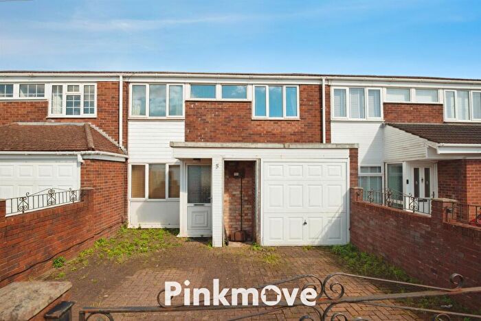 3 Bedroom Terraced House For Sale In Westmoor Close, Newport, NP19