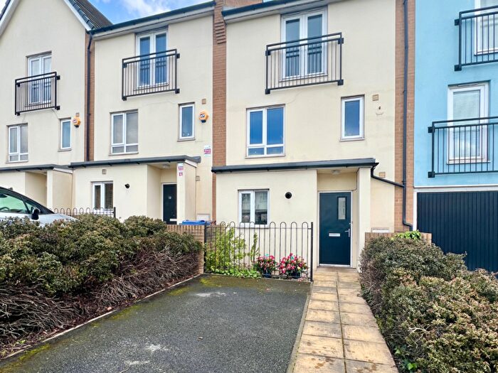 5 Bedroom Town House To Rent In The Rookery, Grays, RM20