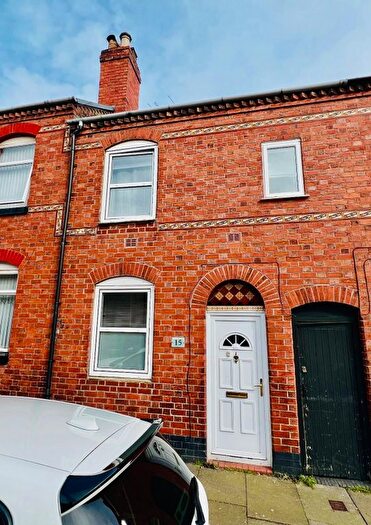 3 Bedroom Terraced House To Rent In Shelburne Street, Stoke-On-Trent, ST4