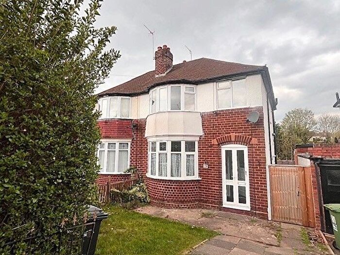 3 Bedroom Property To Rent In Windsor Grove, Stourbridge, DY8
