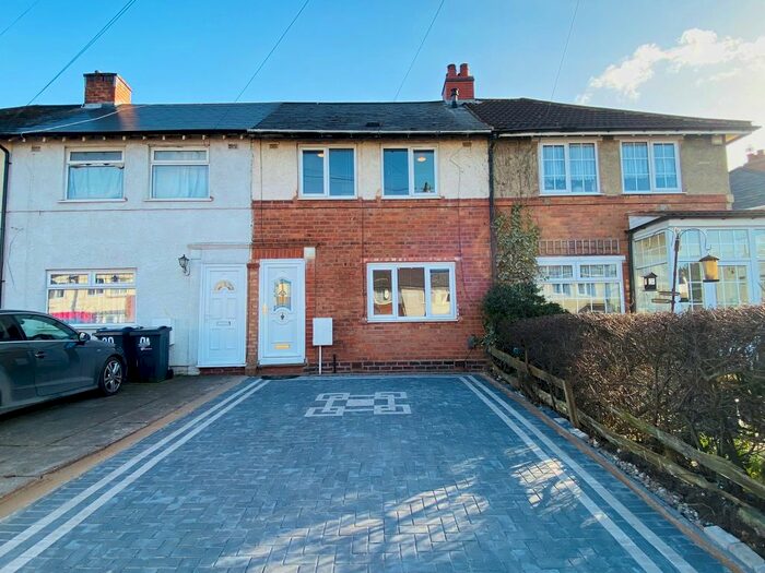 3 Bedroom Terraced House To Rent In Holcombe Road, Tyseley, Birmingham, B11