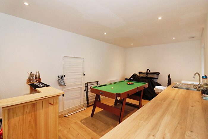 2 Bedroom Detached House For Sale In Bellevue Road, Kingswood, Bristol, Gloucestershire, BS15