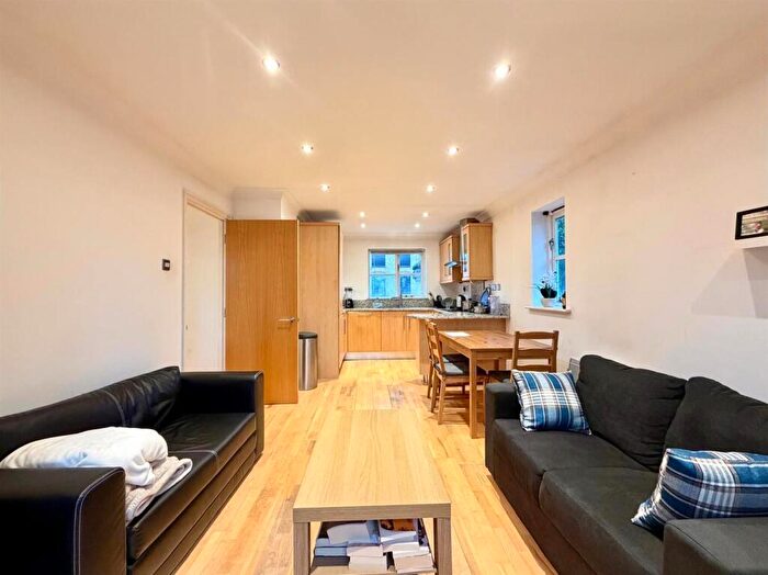 2 Bedroom Flat To Rent In Sele Mill, North Road, Hertford, SG14