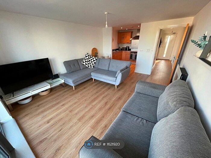 2 Bedroom Flat To Rent In Willbrook House, Gateshead, NE8