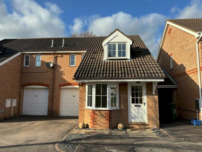 3 Bedroom Semi-Detached House To Rent In Lowick Place, Emerson Valley, MK4