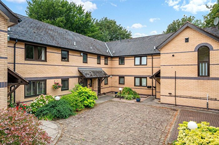 3 Bedroom Flat To Rent In St. Margarets Road, Altrincham, Greater Manchester, WA14