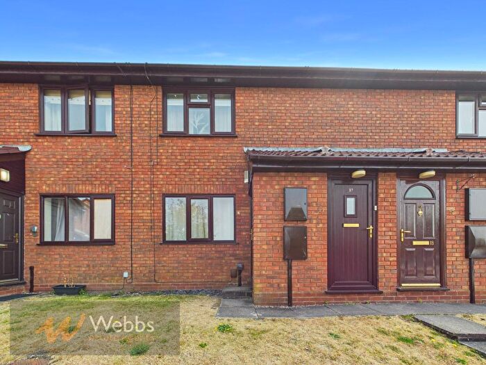 1 Bedroom Flat To Rent In Hamilton Close, Cannock, WS12