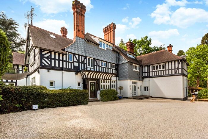 2 Bedroom Flat To Rent In London Road, Sunningdale, SL5