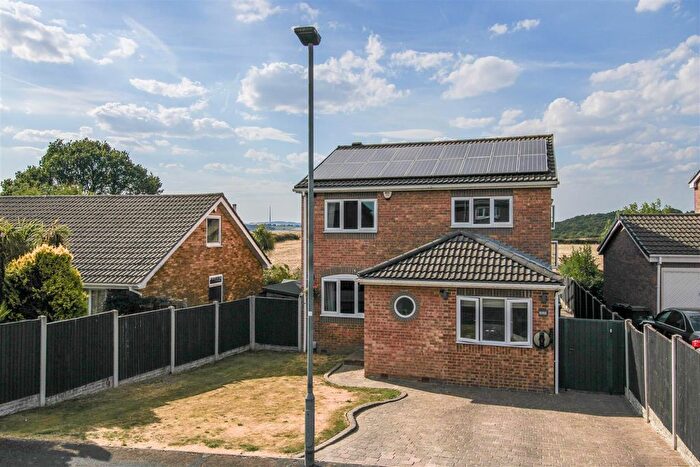 5 Bedroom Detached House For Sale In Pennine View, Darton, Barnsley, S75
