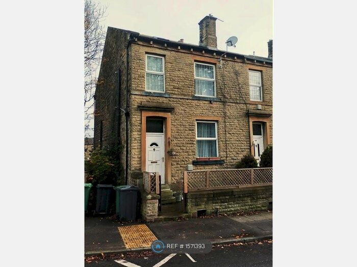 1 Bedroom End Of Terrace House To Rent In Bradford Road, Bradford, BD11