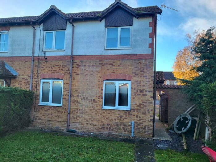 2 Bedroom Terraced House To Rent In Butlin Close, Skegness, PE25