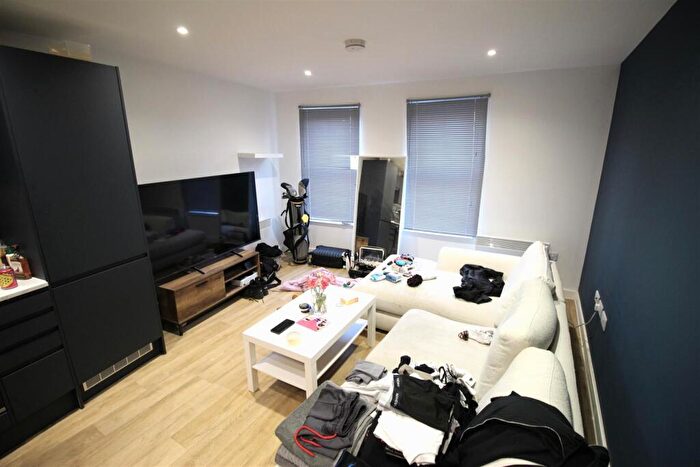 1 Bedroom Flat To Rent In Winifred Court, Prince George Street, Havant, PO9