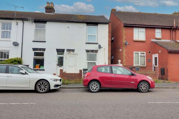 3 Bedroom Terraced House To Rent In West Street, Havant, PO9