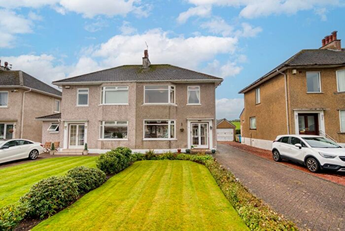 3 Bedroom Semi-Detached House For Sale In Craighlaw Avenue, Waterfoot, G76